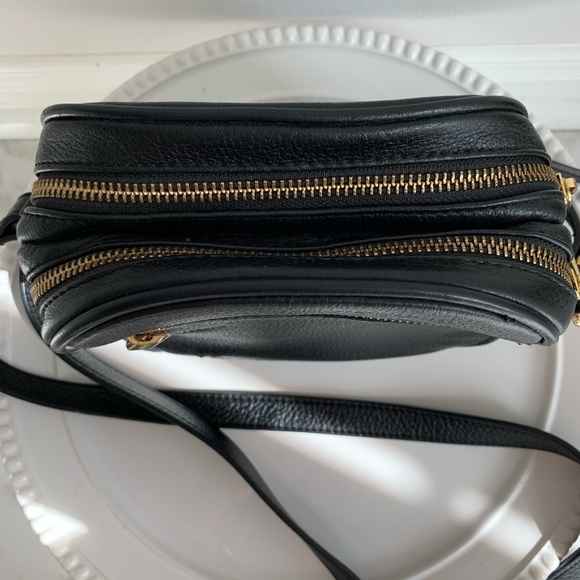 Danier Genuine Leather crossbody bag - Picture 3 of 5